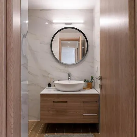 Zen Luxury Apartment, Vesta Philoxenia Apartment *